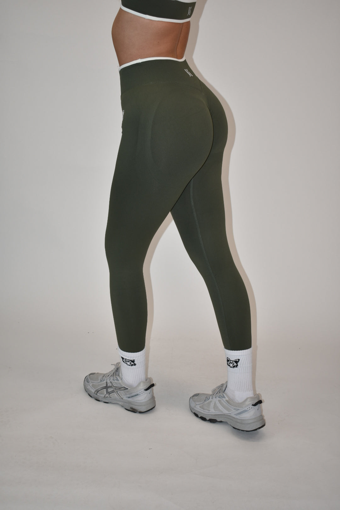 Motion Olive Leggings