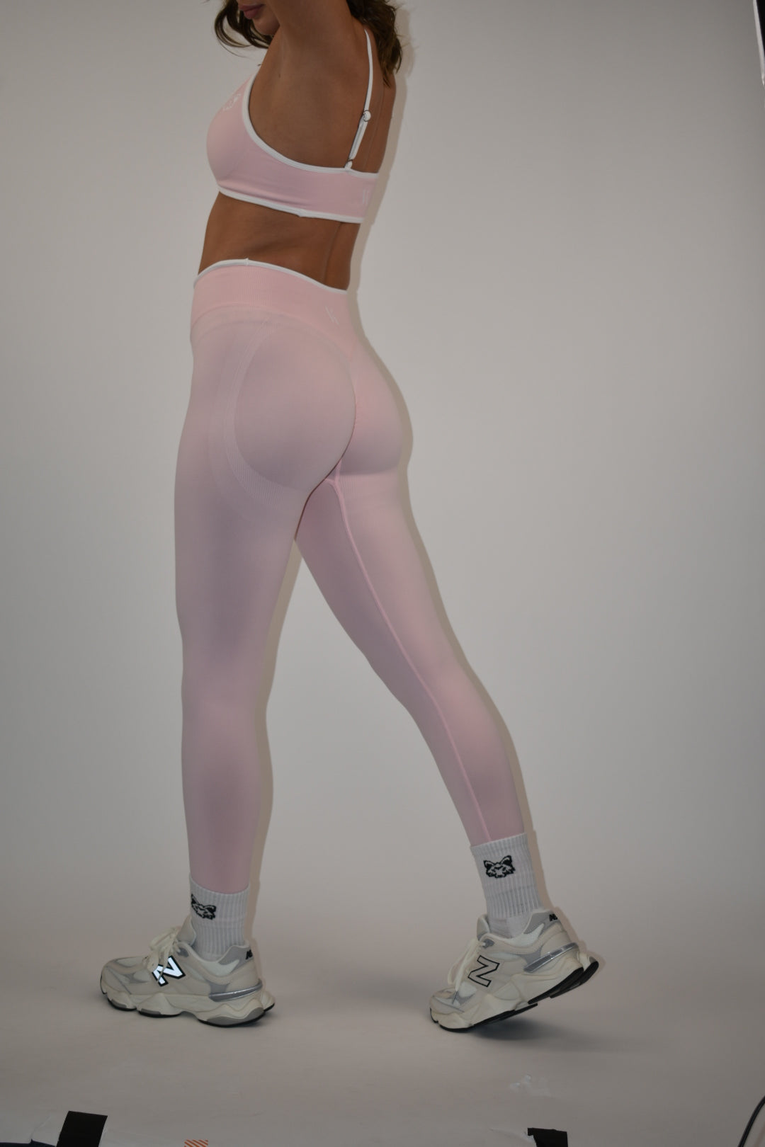 Motion Pastel Pink Leggings