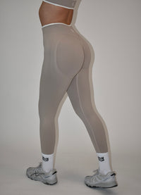 Motion Sand Leggings