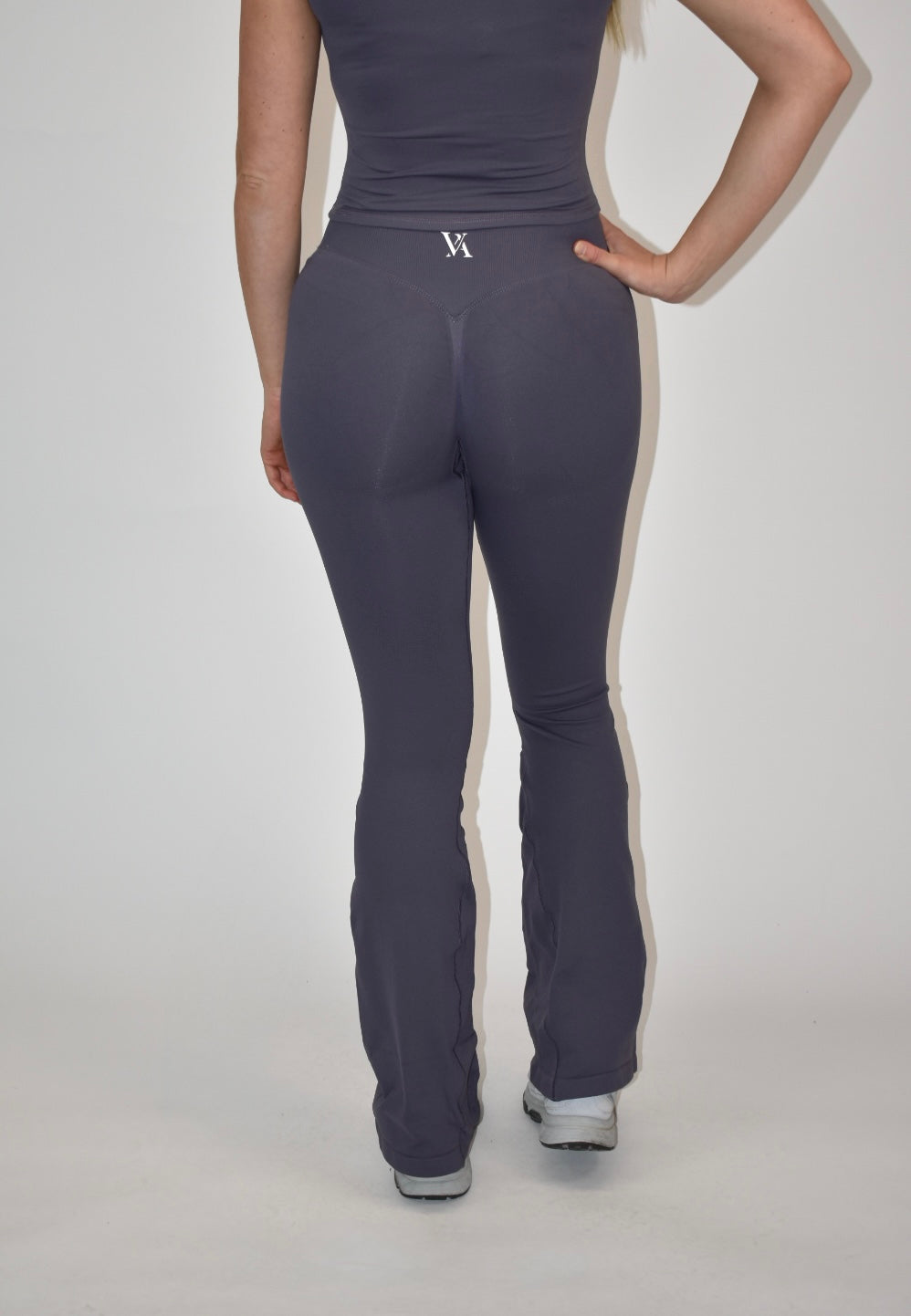 Pulse Intense Grey Flare Leggings