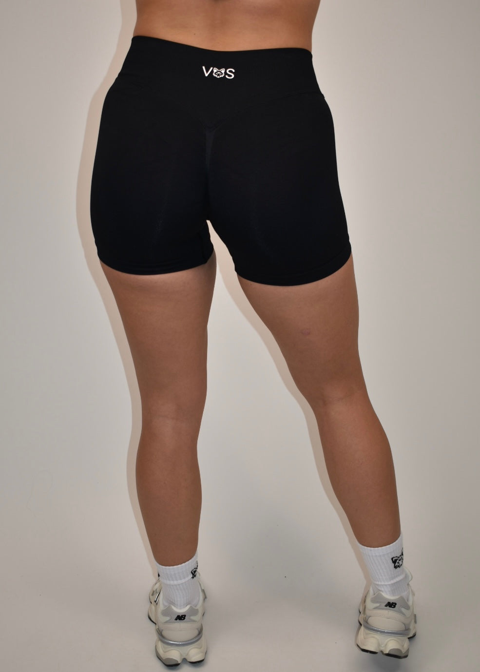 Noir Pulse Shorts
